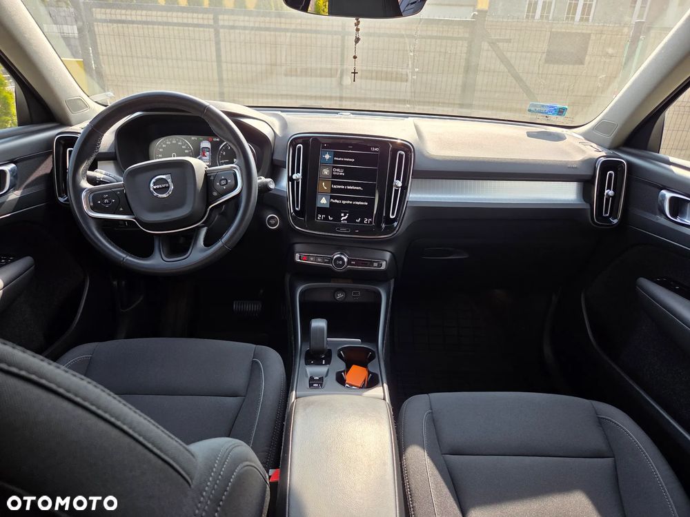 Volvo XC 40 T3 Momentum Pro - 8