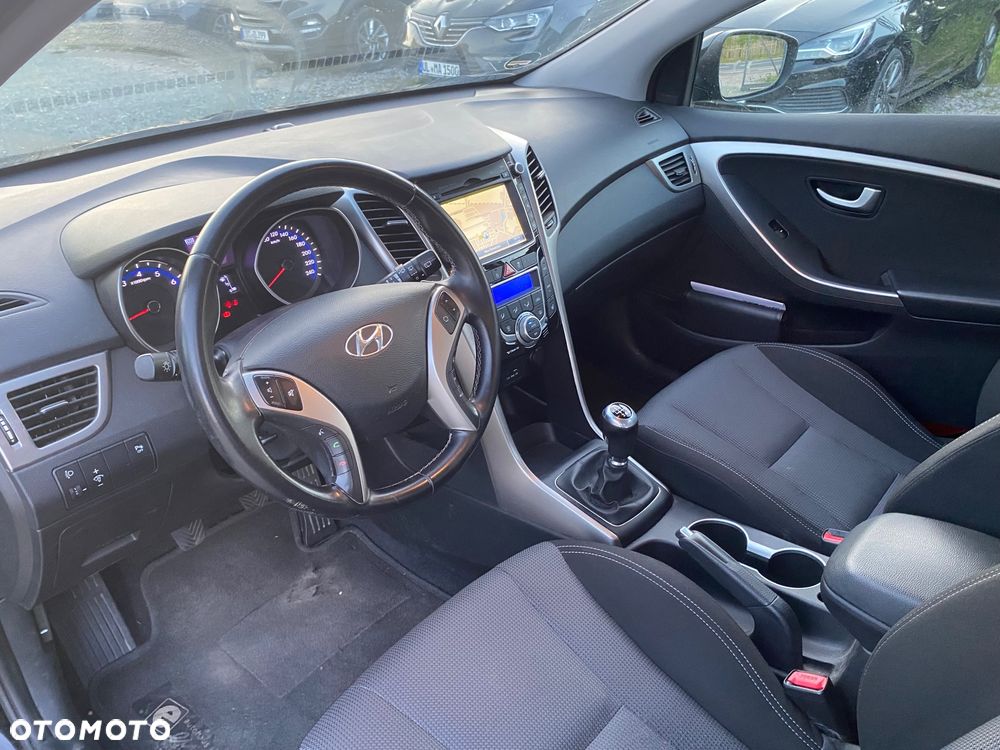 Hyundai i30 1.4 Premium - 19