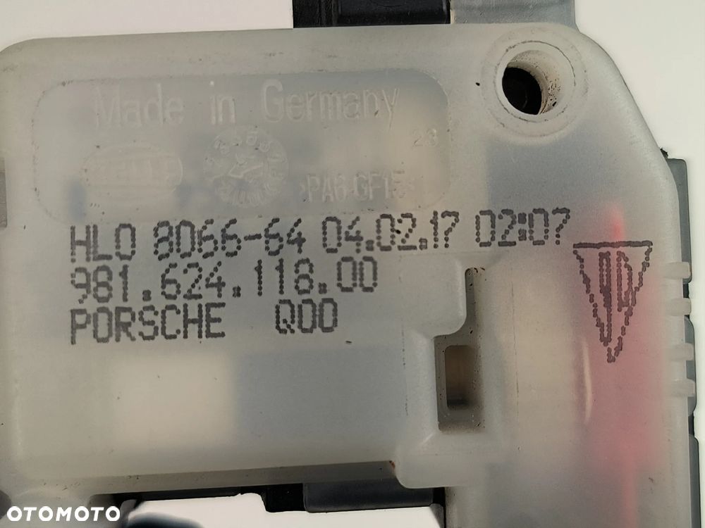 Siłownik zamka tylnej klapy bagażnika  98162411800 Porsche Boxtser 718  2017r. - 2