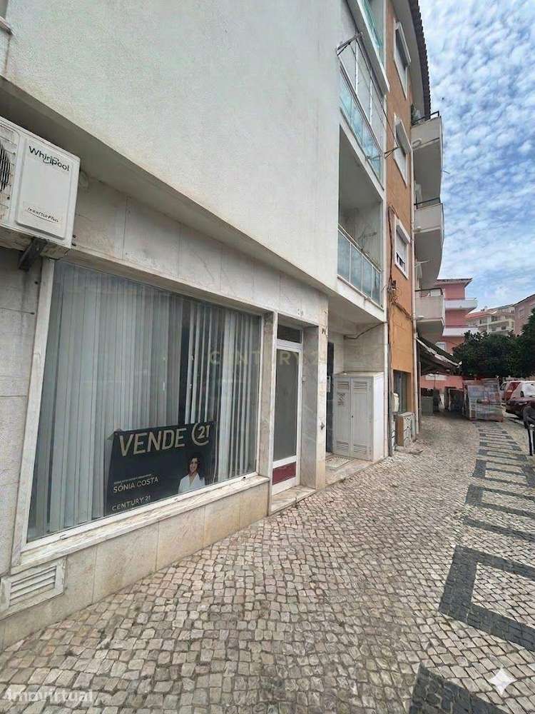 Loja com 93,4 m2 em Sesimbra a 1m da praia - Grande imagem: 2/12