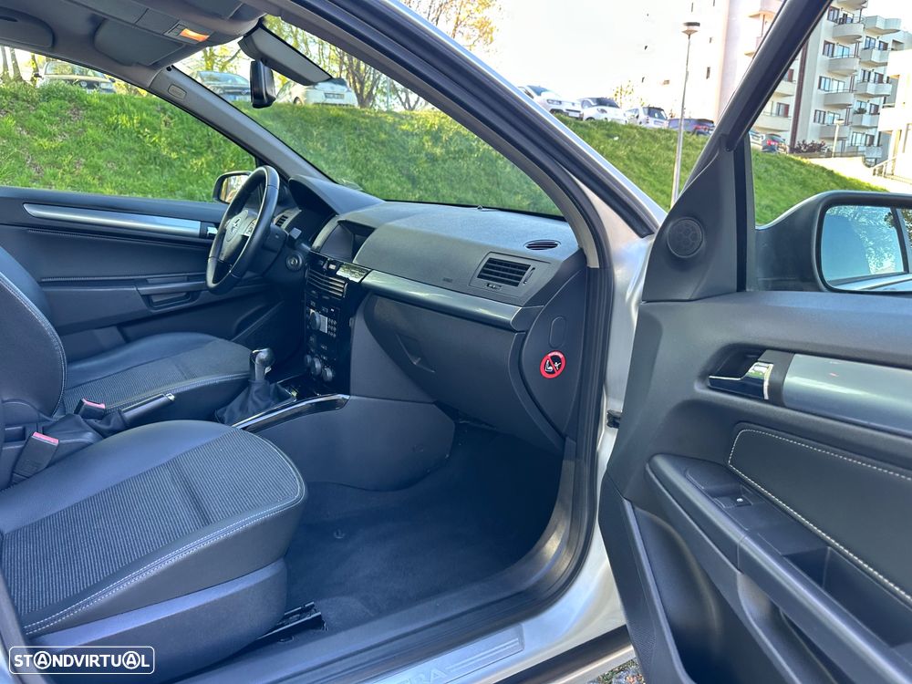 Opel Astra 1.7 CDTI Cosmo - 29