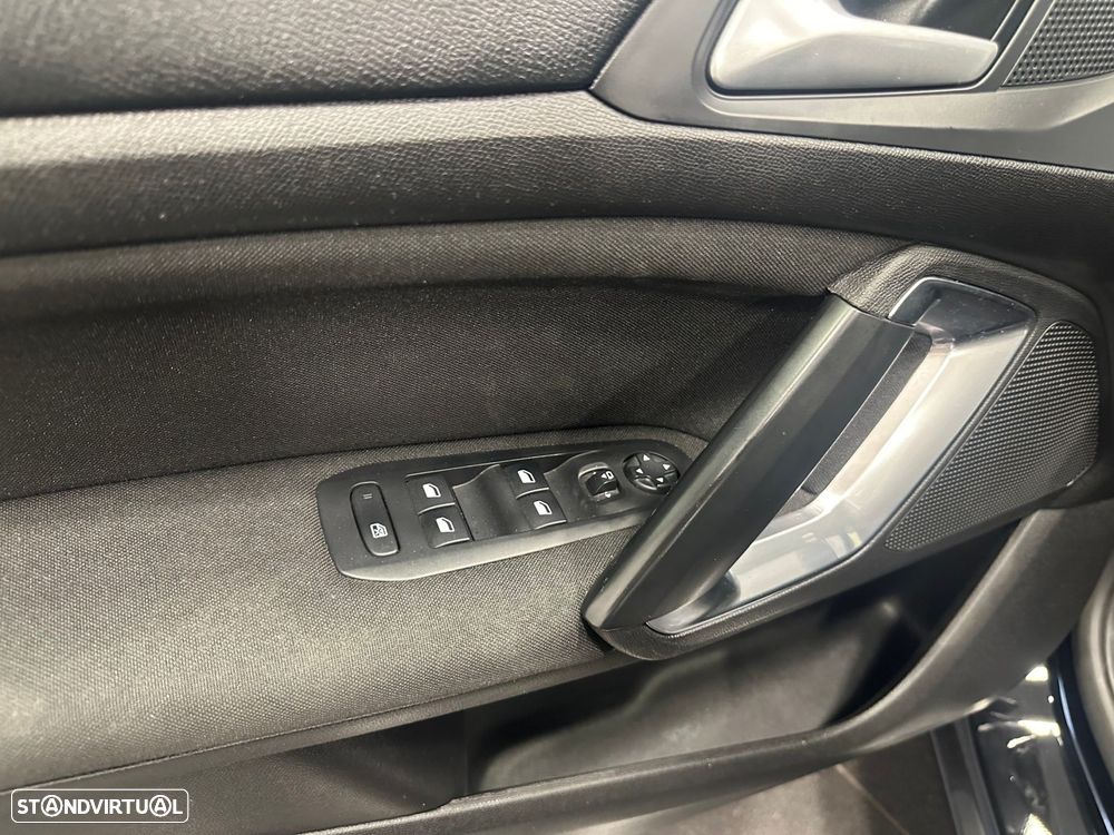 Peugeot 308 SW 1.5 BlueHDi Active - 26
