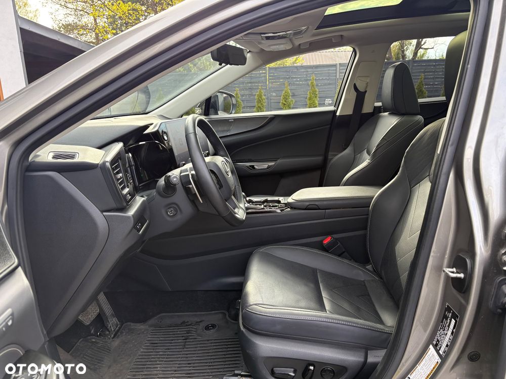 Lexus NX 350h Prestige AWD - 19