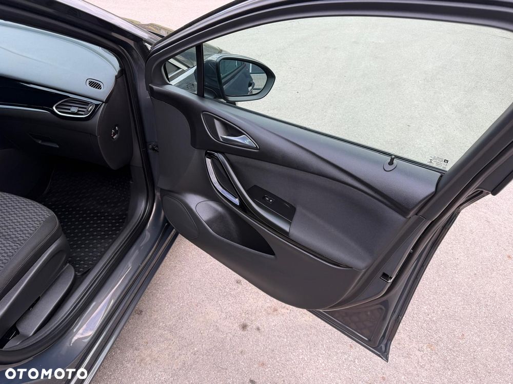 Opel Astra 1.6 BiTurbo D (CDTI) Start/Stop Business - 16