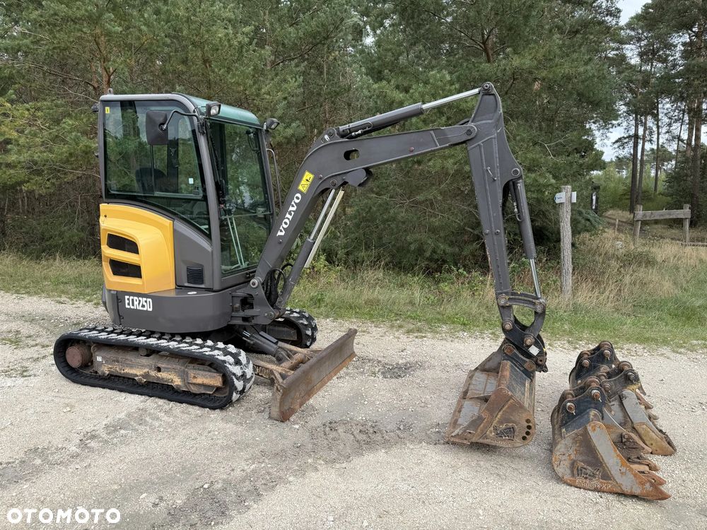 Volvo ECR25D - 1