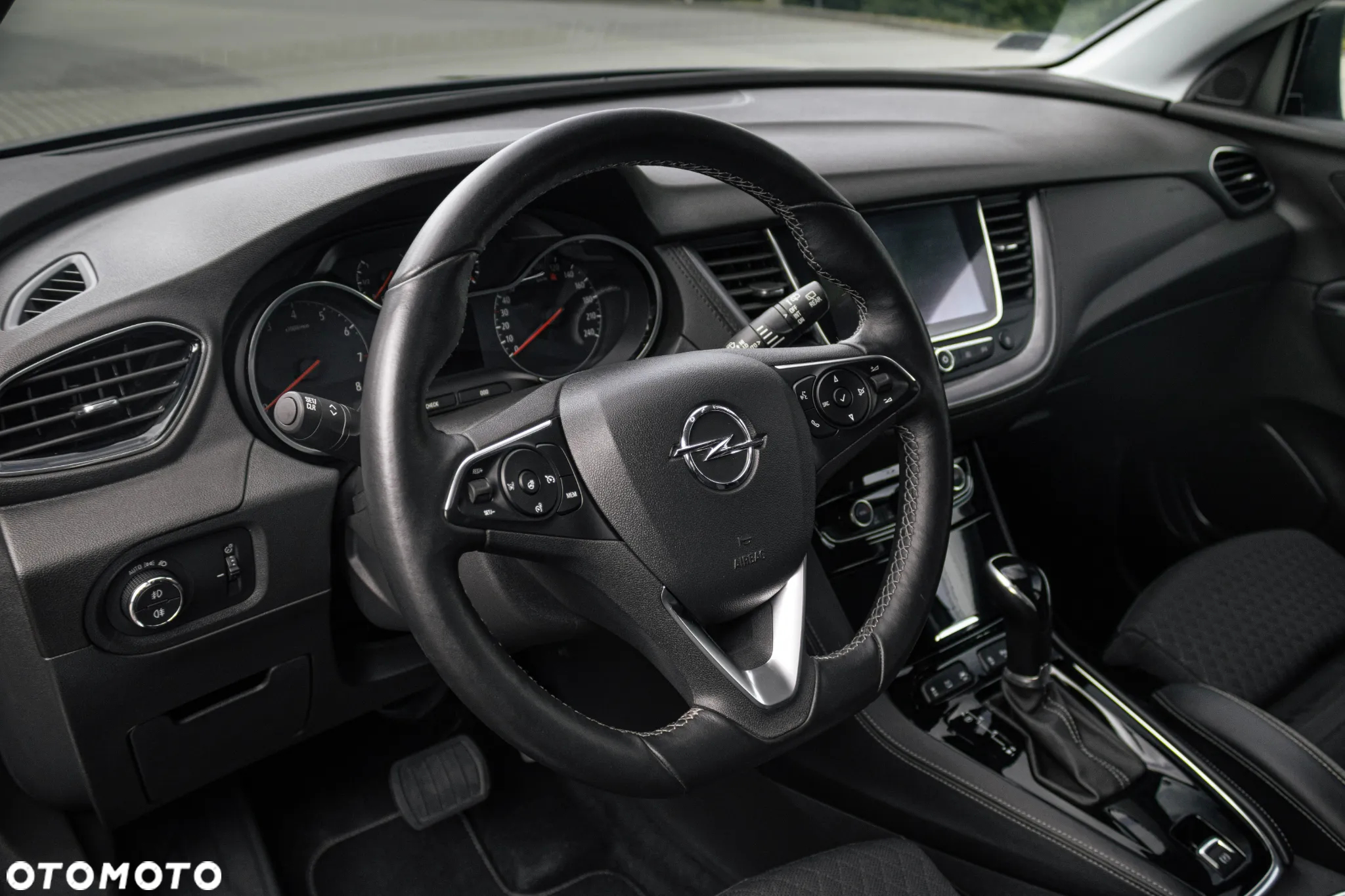 Opel Grandland X - 10