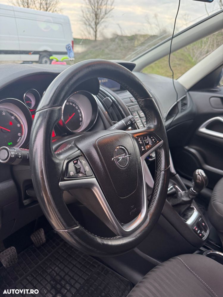 Opel Zafira - 15