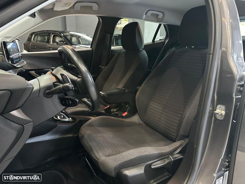Peugeot 2008 1.2 PureTech Allure Pack EAT8 - 8