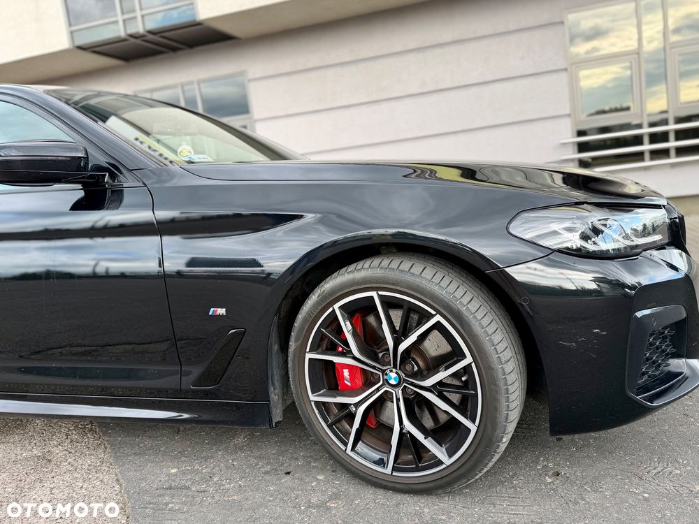 BMW Seria 5 545e xDrive - 4