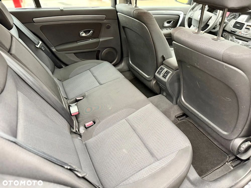 Renault Laguna 2.0 DCi Expression - 8