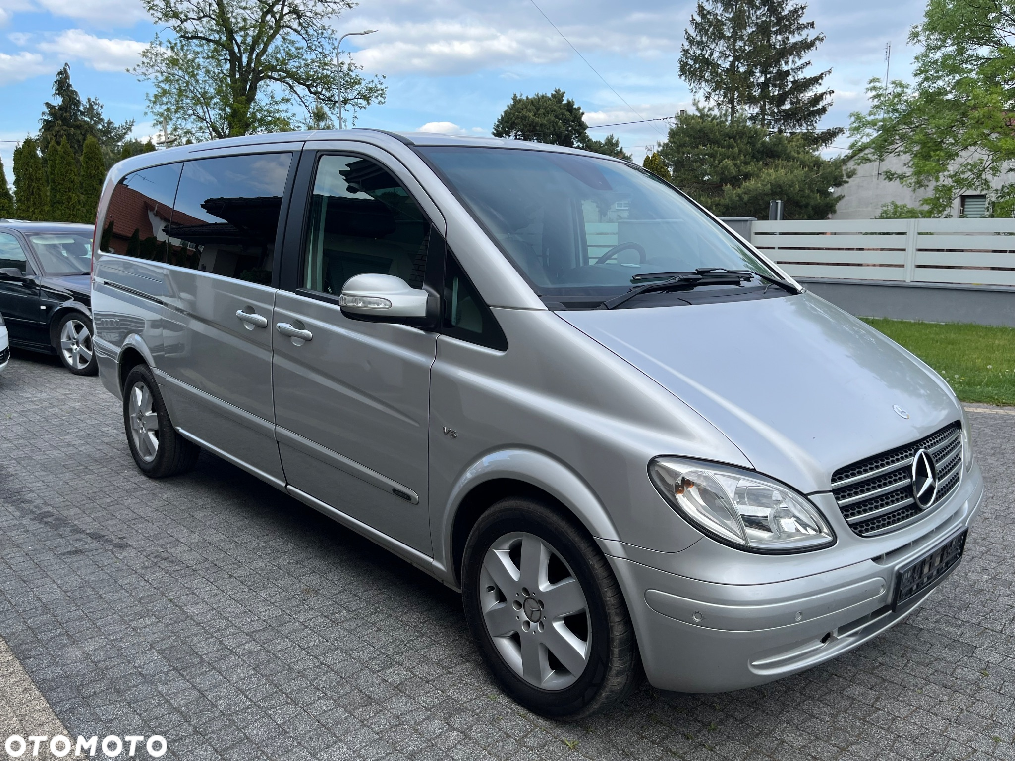 Mercedes-Benz Viano 3.0 CDI lang Automatik Ambiente Edition DPF - 2