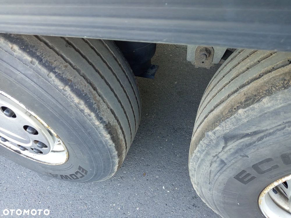 Schmitz Cargobull SKO 24 L - 18