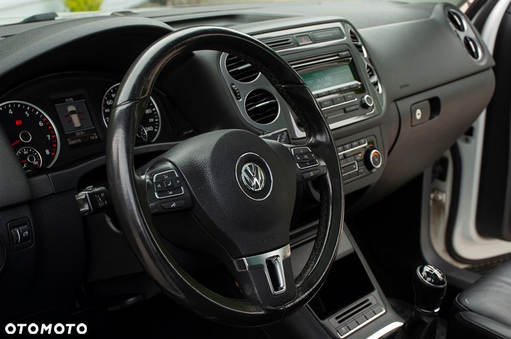 Volkswagen Tiguan 1.4 TSI 4Motion Trend & Fun - 20