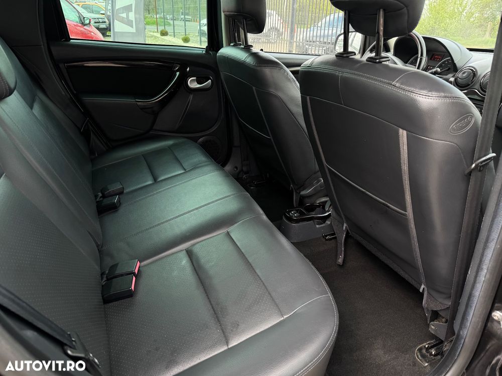 Dacia Duster 1.6 16V 4x4 - 13