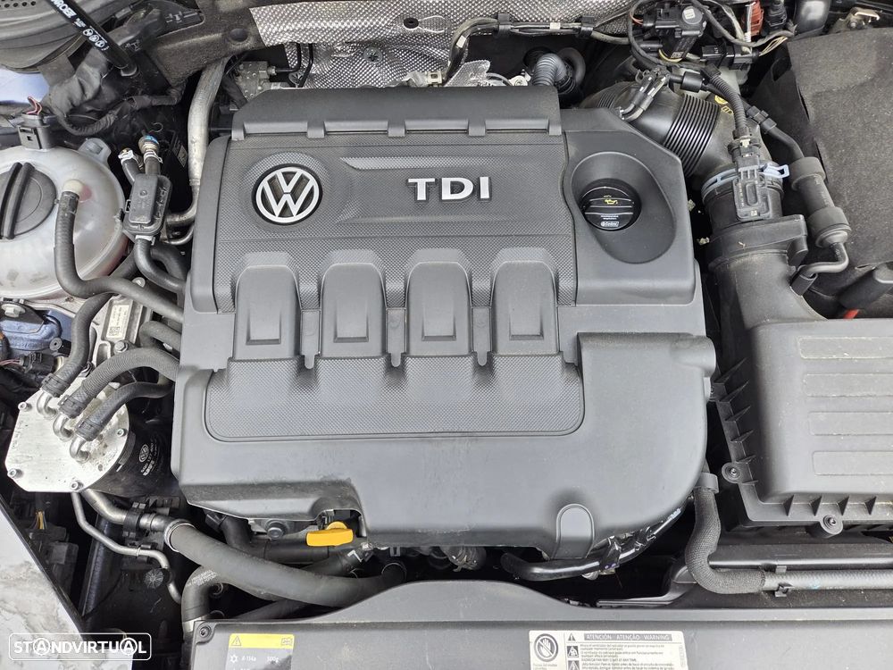 VW Passat 1.6 TDI BlueMotion - 25