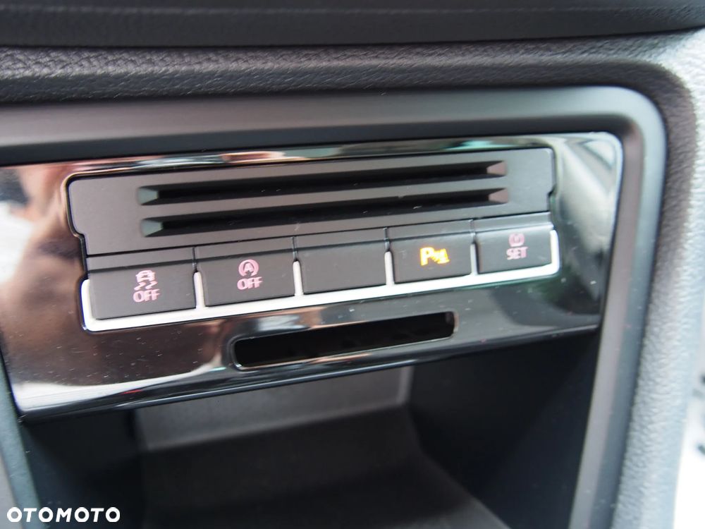 Volkswagen Sharan 1.4 TSI BlueMotion Technology Highline - 25