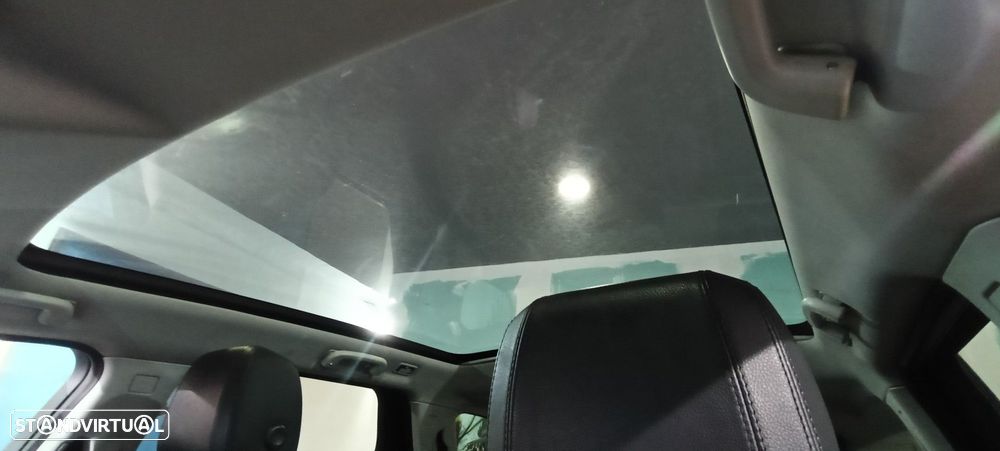 Land Rover Discovery Sport 2.0 D AWD R-Dynamic S - 30