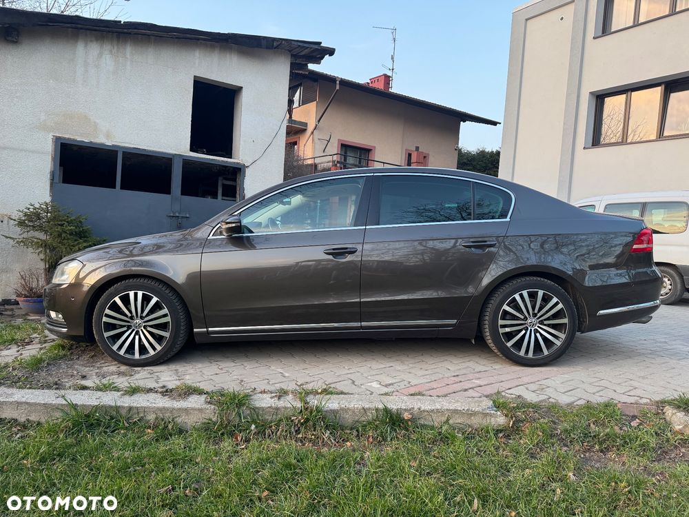 Volkswagen Passat 2.0 TSI Highline DSG - 22