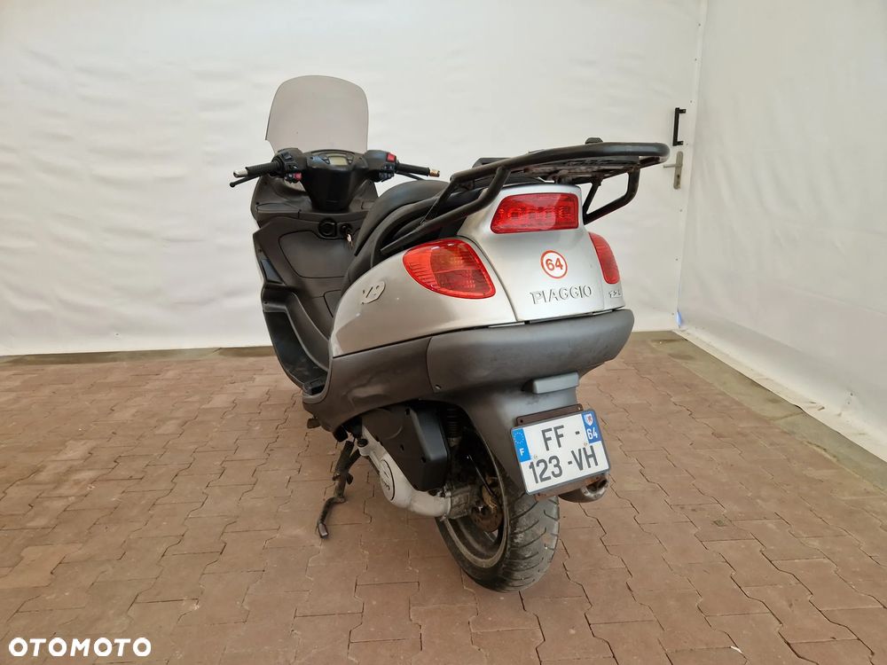Piaggio X9 - 12