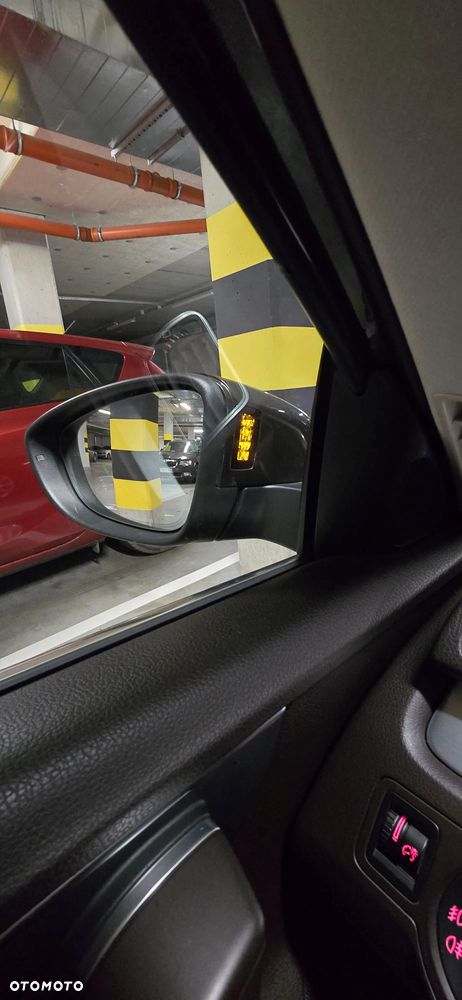 Volkswagen Passat 2.0 TDI 4Motion DSG BlueMotion Tech Exclusive - 9