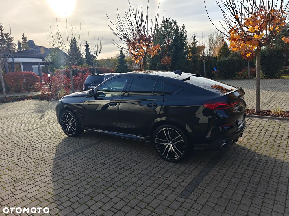 BMW X6M - 13