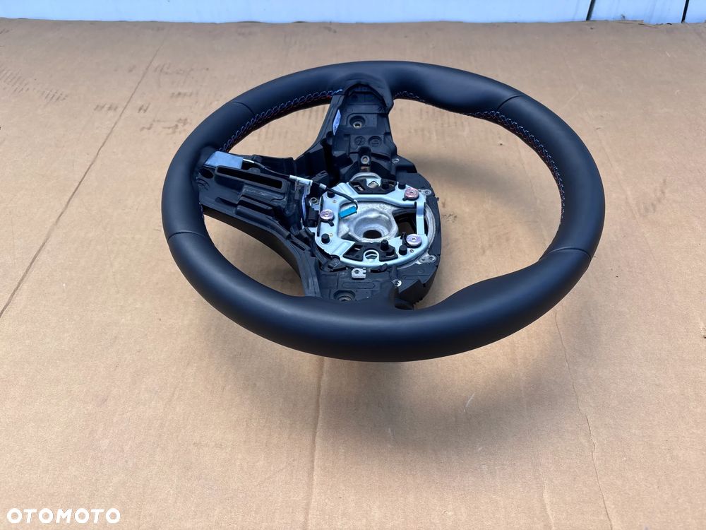 BMW X5 G05 X6 G06 X7 G07 Lift LCI Kierownica Sportowa M Ładna Nić Czerwono Niebieska Oryginalna 5A4B4A7 32305A4B4A7 Wibracje Łopatki 3085928 - 6