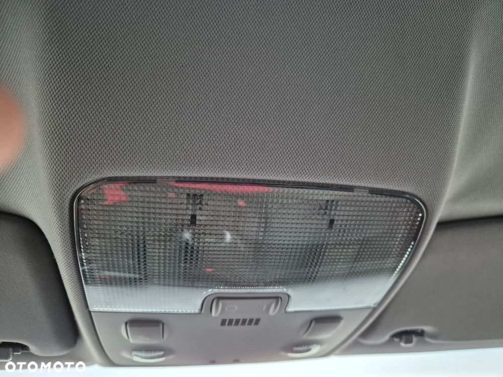 Audi A4 Limousine - 14