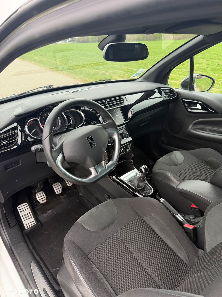 Citroën DS3 VTi 120 So Paris - 9