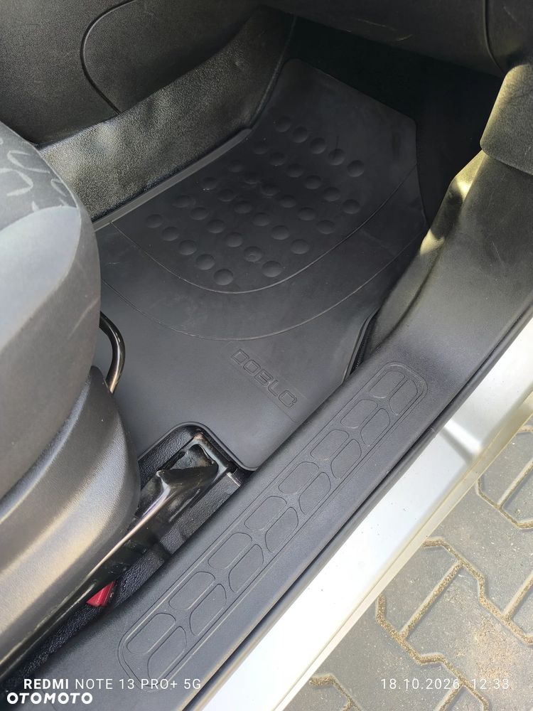 Fiat Doblo - 19