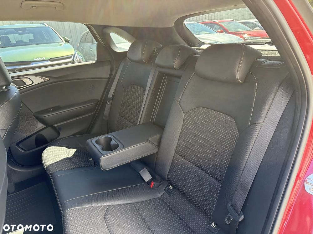 Kia Ceed 1.4 T-GDI L - 17