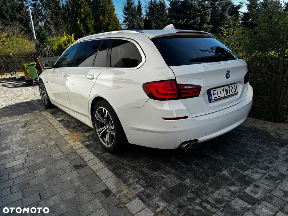 BMW Seria 5 520d xDrive - 4