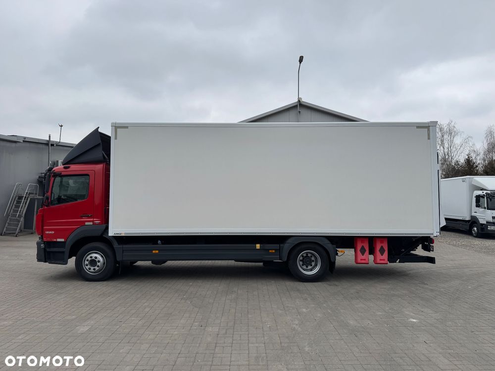 Mercedes-Benz ATEGO - 4