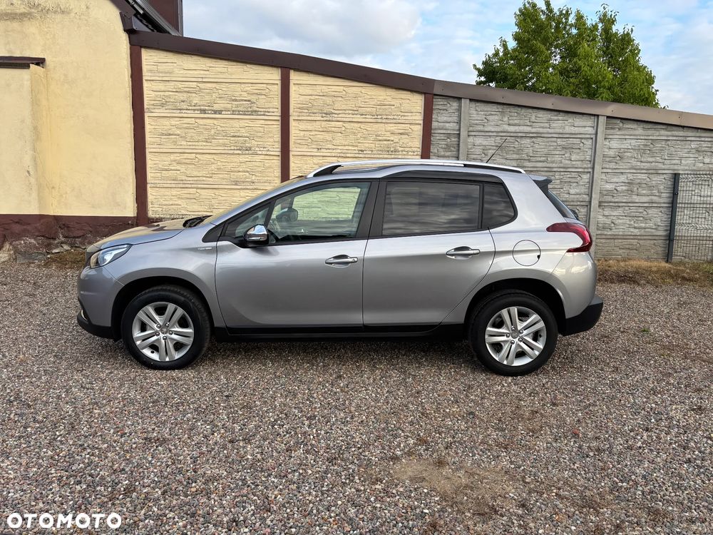 Peugeot 2008 PureTech 82 Style - 4