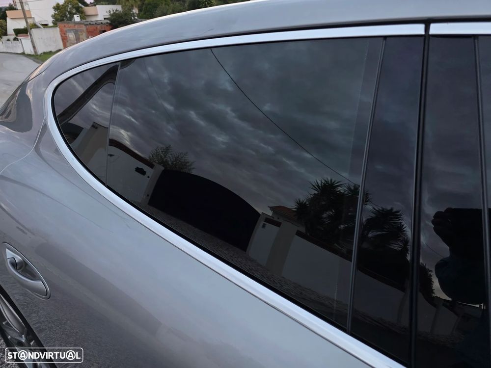 Porsche Panamera 4S PDK - 27