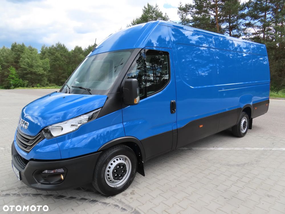 Iveco Daily 35S18 3.0 HPI 180 KM POWER Furgon Blaszak XXL 4.70 CM MAXI LONG Wysokość H2 1900 mm WZMACNIANE ZAWIESZENIE 970 Kg Ładowność HAK 3500 Kg Rozstaw Osi 4100 mm DMC 3500 Kg, WZMACNIANY Stan JAK NOWY OKAZJA DOSTEPNY I GOTOWY - 8