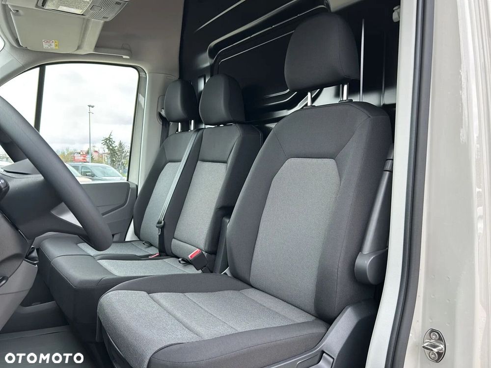 Volkswagen Crafter 35 Furgon L4H3, 2.0BiTDI 177KM, 4490mm, Wysoki dach, r.o. 4490 - 14