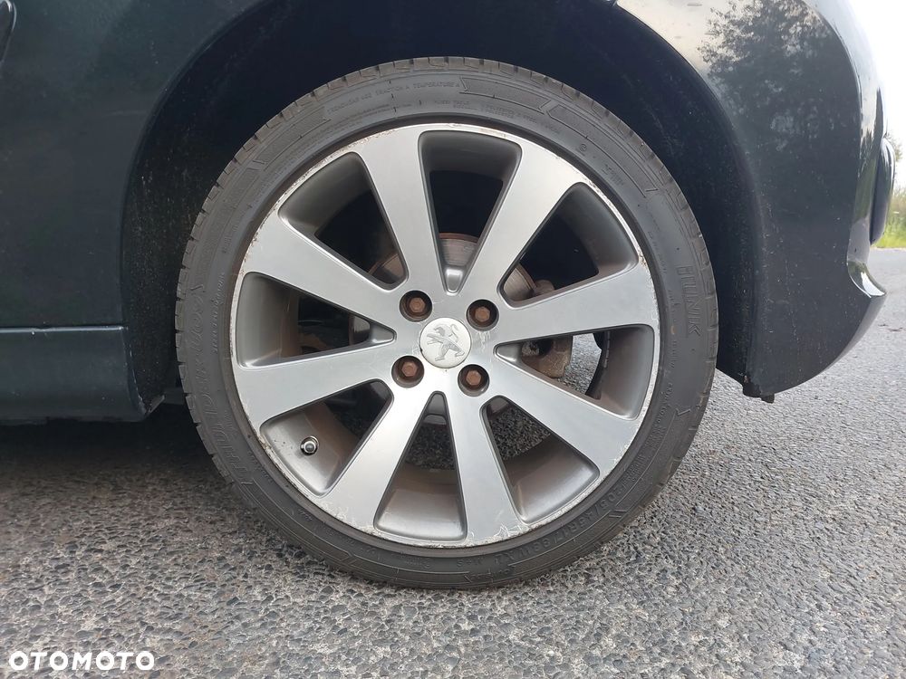 Peugeot 207 CC 1.6 Intense - 9