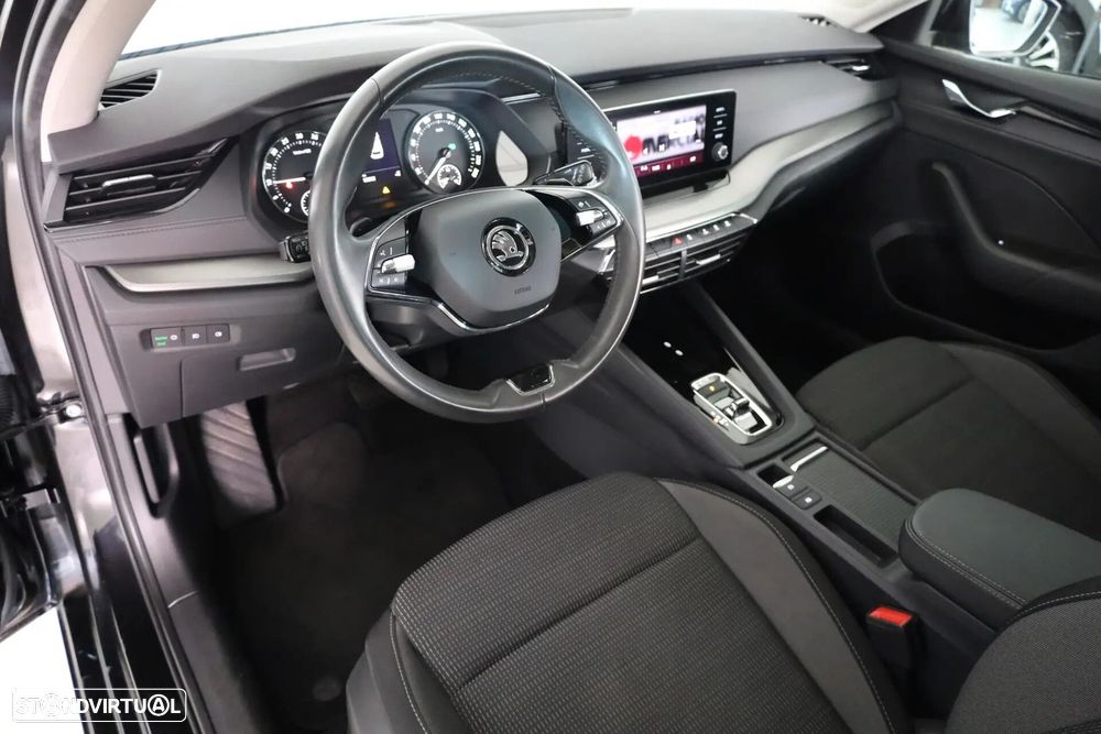 Skoda Octavia Break 2.0 TDI Scout DSG 4x4 - 21