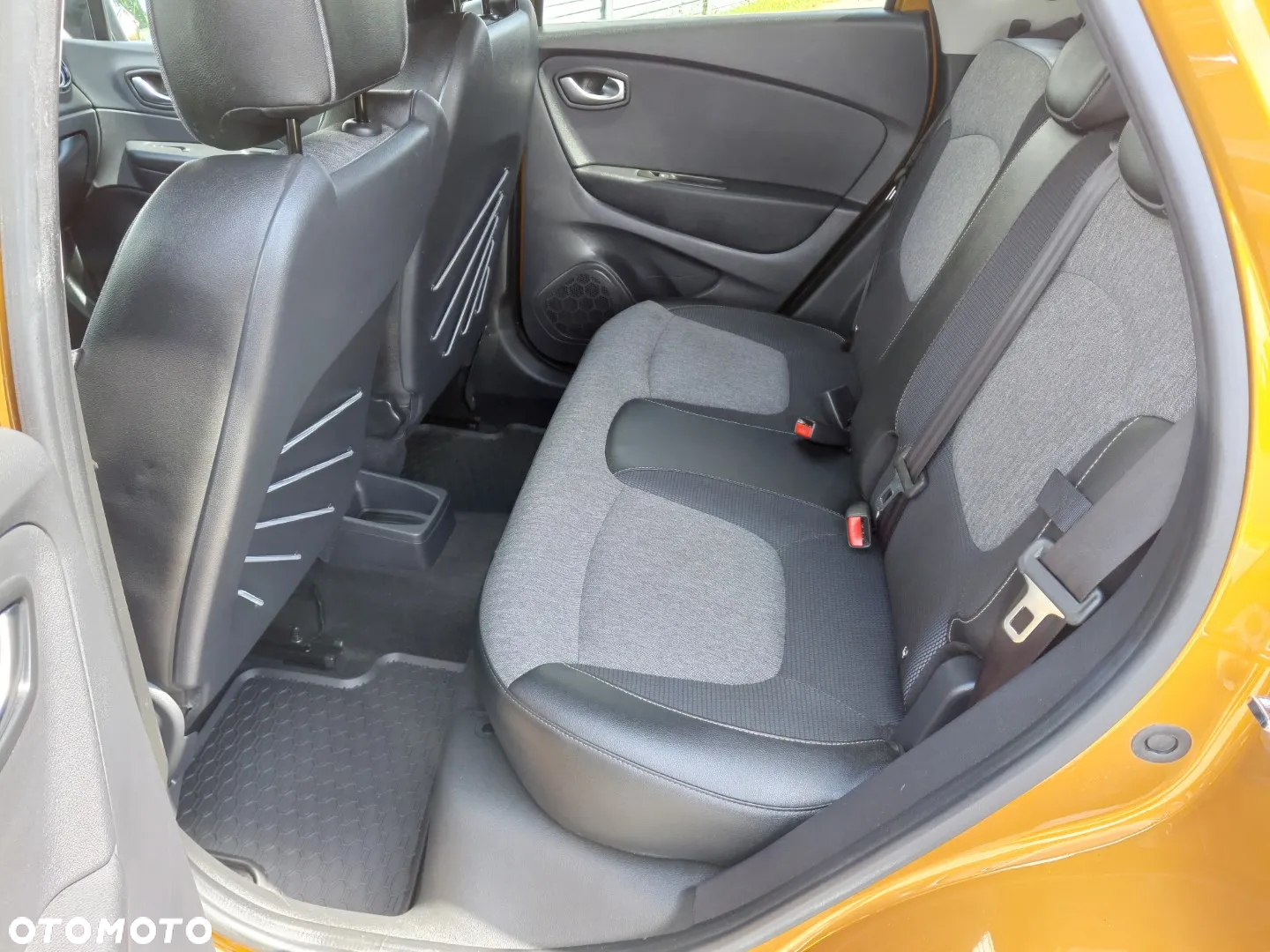 Renault Captur 1.3 TCe Intens - 14