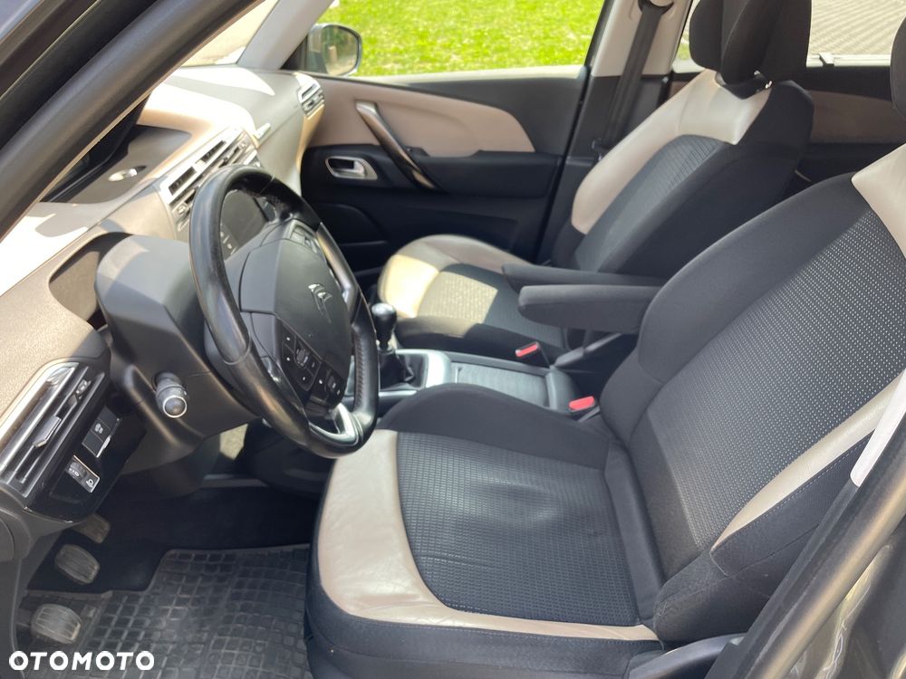 Citroën C4 Grand Picasso - 22
