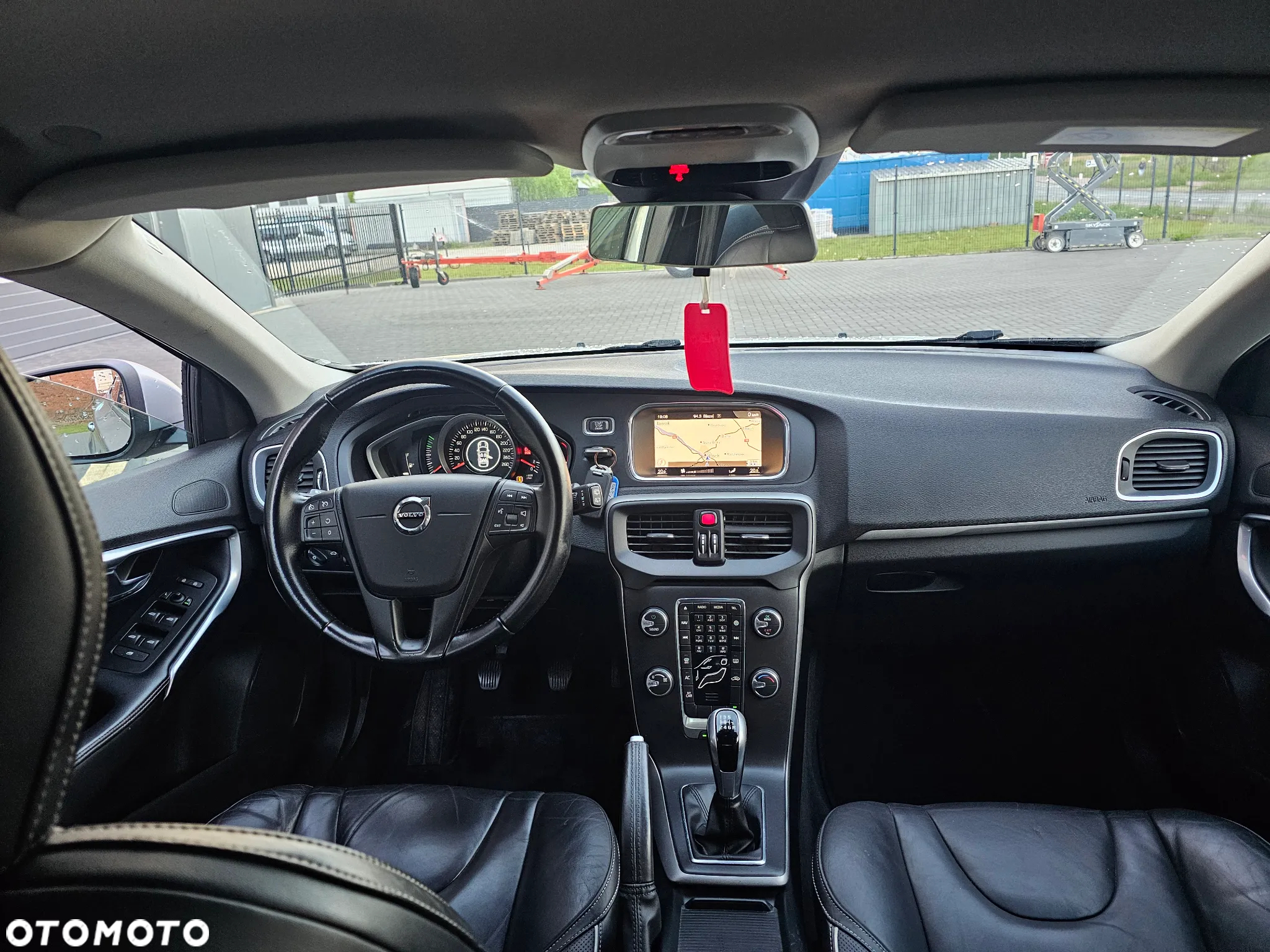 Volvo V40 T2 Summum - 7