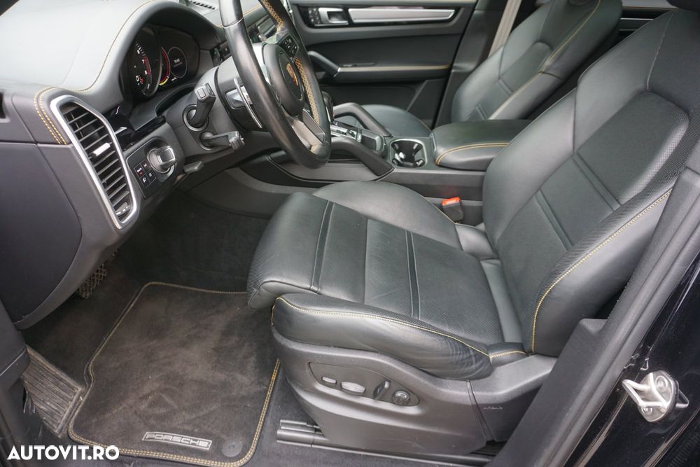 Porsche Cayenne S Tiptronic S - 4