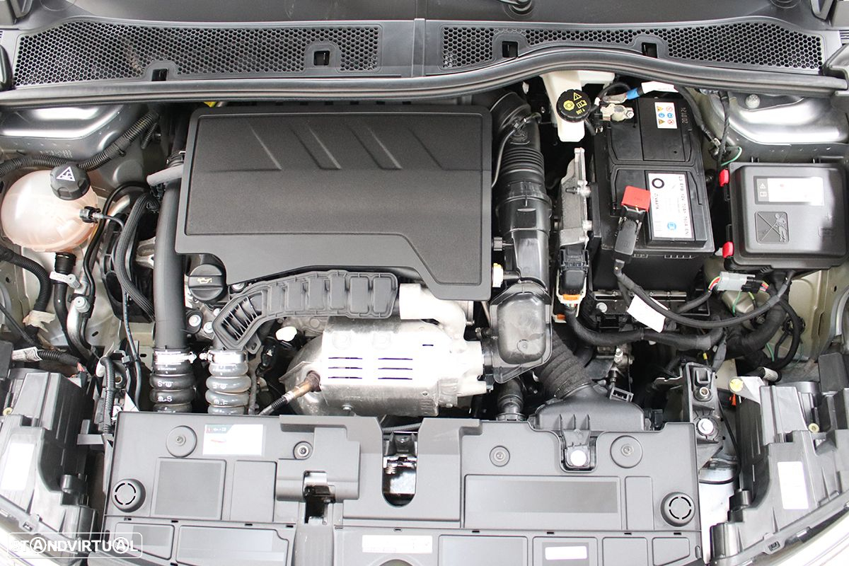 Citroën C4 1.2 PureTech Plus EAT8 - 24