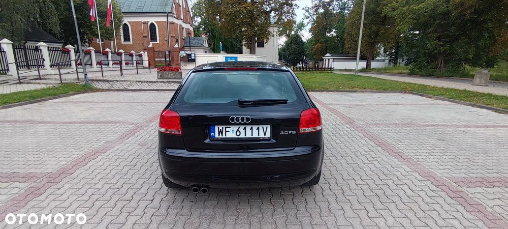 Audi A3 3-drzwiowe 2.0 FSI Ambition - 5