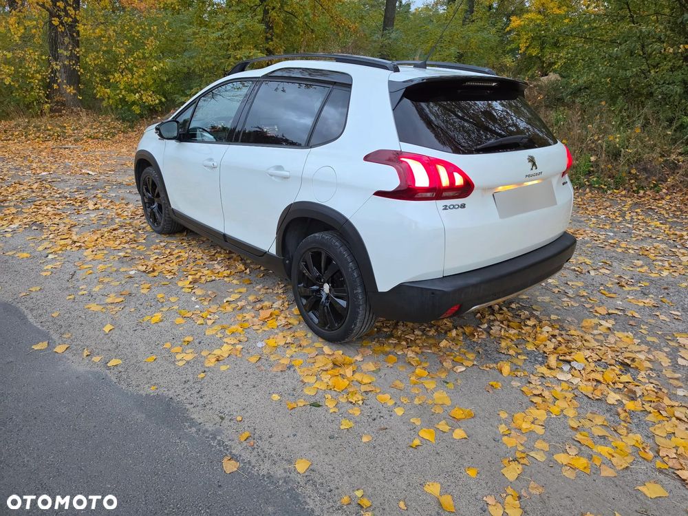 Peugeot 2008 2016 photo 5