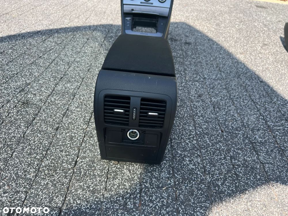 TUNEL ŚRODKOWY PASSAT CC - 2