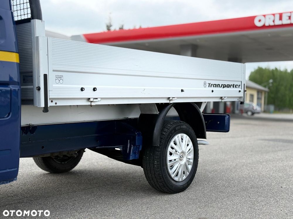 Volkswagen Transporter - 28