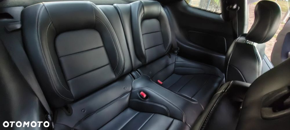Ford Mustang - 15
