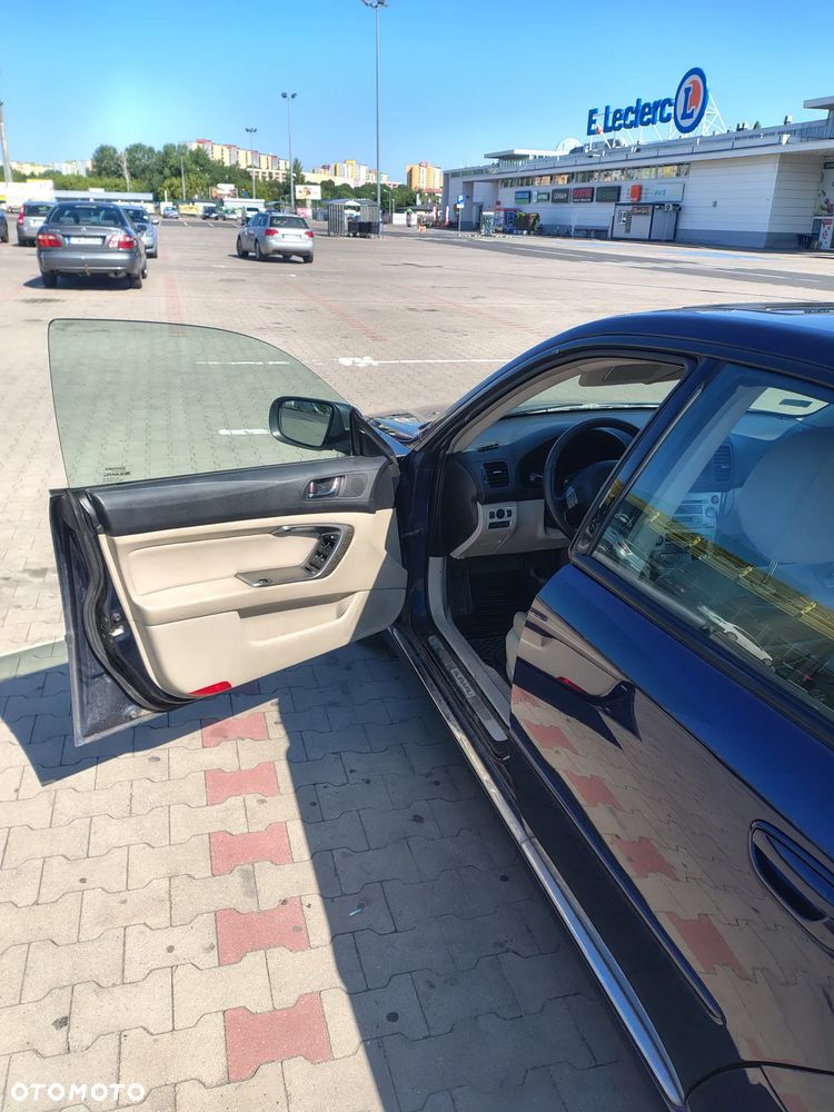 Subaru Legacy 3.0 H6 - 5