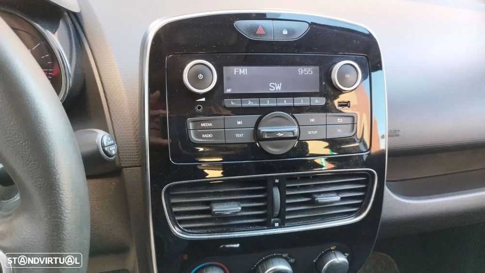 Renault Clio 1.5 dCi Zen - 11